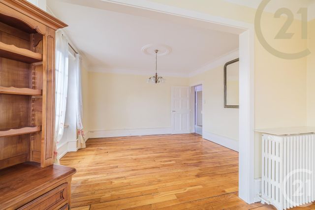 Appartement F4 à vendre - 3 pièces - 95.68 m2 - PONTARLIER - 25 - FRANCHE-COMTE - Century 21 Avenir Immobilier Appartement F4 à vendre - 3 pièces - 95.68 m2 - PONTARLIER - 25 - FRANCHE-COMTE - Century 21 Avenir Immobilier