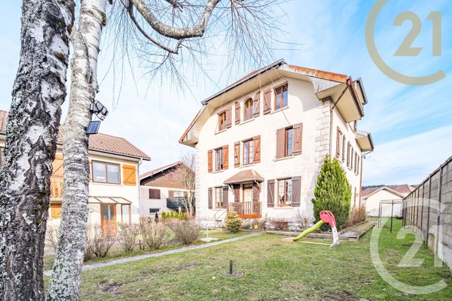 Appartement F4 à vendre - 3 pièces - 95.68 m2 - PONTARLIER - 25 - FRANCHE-COMTE - Century 21 Avenir Immobilier Appartement F4 à vendre - 3 pièces - 95.68 m2 - PONTARLIER - 25 - FRANCHE-COMTE - Century 21 Avenir Immobilier