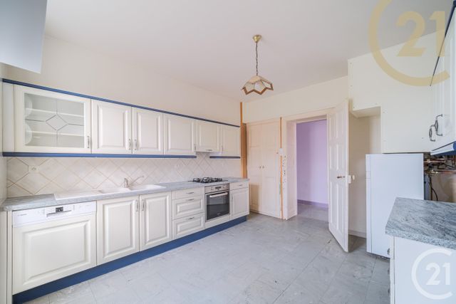 Appartement F4 à vendre - 3 pièces - 95.68 m2 - PONTARLIER - 25 - FRANCHE-COMTE - Century 21 Avenir Immobilier Appartement F4 à vendre - 3 pièces - 95.68 m2 - PONTARLIER - 25 - FRANCHE-COMTE - Century 21 Avenir Immobilier