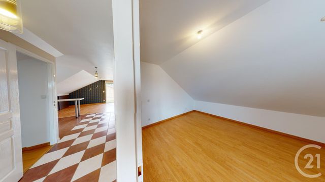 Afficher la photo en grand Appartement F3 à vendre - 4 pièces - 49.0 m2 - PONTARLIER - 25 - FRANCHE-COMTE - Century 21 Avenir Immobilier