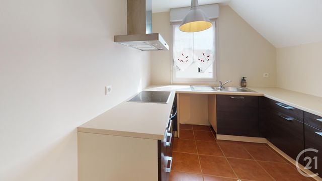 Afficher la photo en grand Appartement F3 à vendre - 4 pièces - 49.0 m2 - PONTARLIER - 25 - FRANCHE-COMTE - Century 21 Avenir Immobilier