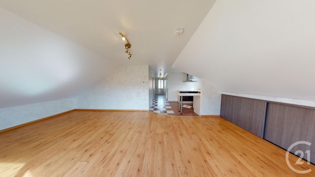 Afficher la photo en grand Appartement F3 à vendre - 4 pièces - 49.0 m2 - PONTARLIER - 25 - FRANCHE-COMTE - Century 21 Avenir Immobilier