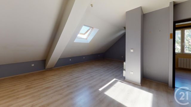 Afficher la photo en grand Appartement F4 à vendre - 4 pièces - 67.1 m2 - LA CLUSE ET MIJOUX - 25 - FRANCHE-COMTE - Century 21 Avenir Immobilier