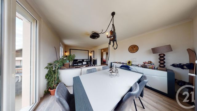 Appartement F3 à vendre - 3 pièces - 74.0 m2 - PONTARLIER - 25 - FRANCHE-COMTE - Century 21 Avenir Immobilier Appartement F3 à vendre - 3 pièces - 74.0 m2 - PONTARLIER - 25 - FRANCHE-COMTE - Century 21 Avenir Immobilier