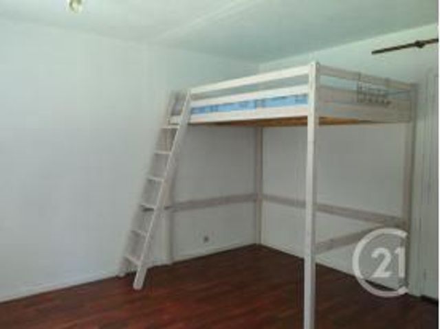 Studio à louer - 1 pièce - 19.0 m2 - BIANS LES USIERS - 25 - FRANCHE-COMTE - Century 21 Avenir Immobilier Studio à louer - 1 pièce - 19.0 m2 - BIANS LES USIERS - 25 - FRANCHE-COMTE - Century 21 Avenir Immobilier