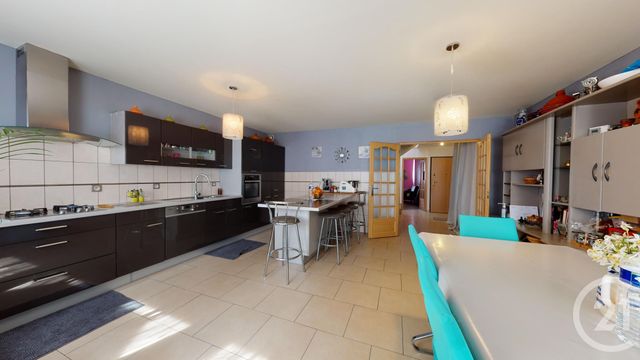 Afficher la photo en grand Appartement F5 à vendre - 5 pièces - 94.0 m2 - PONTARLIER - 25 - FRANCHE-COMTE - Century 21 Avenir Immobilier