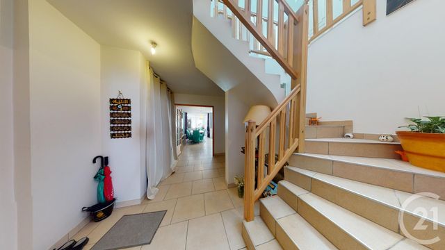 Afficher la photo en grand Appartement F5 à vendre - 5 pièces - 94.0 m2 - PONTARLIER - 25 - FRANCHE-COMTE - Century 21 Avenir Immobilier