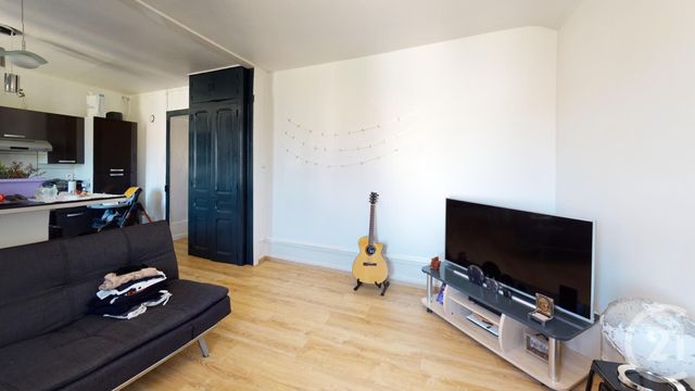 Afficher la photo en grand Appartement F2 à vendre - 2 pièces - 46.66 m2 - PONTARLIER - 25 - FRANCHE-COMTE - Century 21 Avenir Immobilier