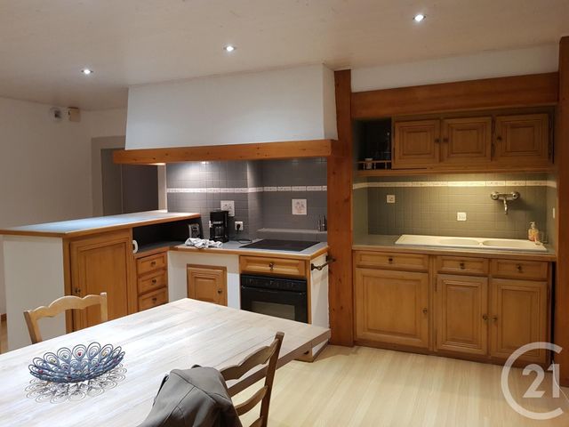 Appartement F3 à louer - 3 pièces - 80.0 m2 - PONTARLIER - 25 - FRANCHE-COMTE - Century 21 Avenir Immobilier Appartement F3 à louer - 3 pièces - 80.0 m2 - PONTARLIER - 25 - FRANCHE-COMTE - Century 21 Avenir Immobilier
