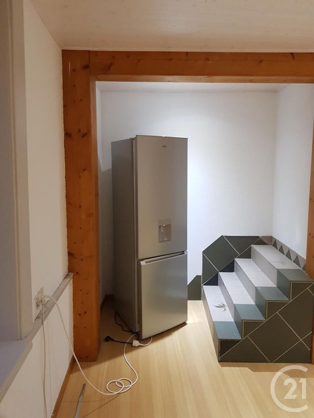 Appartement F3 à louer - 3 pièces - 80.0 m2 - PONTARLIER - 25 - FRANCHE-COMTE - Century 21 Avenir Immobilier Appartement F3 à louer - 3 pièces - 80.0 m2 - PONTARLIER - 25 - FRANCHE-COMTE - Century 21 Avenir Immobilier