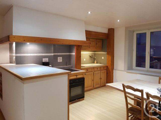 Appartement F3 à louer - 3 pièces - 80.0 m2 - PONTARLIER - 25 - FRANCHE-COMTE - Century 21 Avenir Immobilier Appartement F3 à louer - 3 pièces - 80.0 m2 - PONTARLIER - 25 - FRANCHE-COMTE - Century 21 Avenir Immobilier