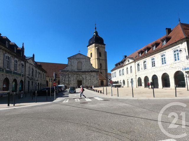Afficher la photo en grand Appartement T4 à vendre - 5 pièces - 101.71 m2 - PONTARLIER - 25 - FRANCHE-COMTE - Century 21 Avenir Immobilier