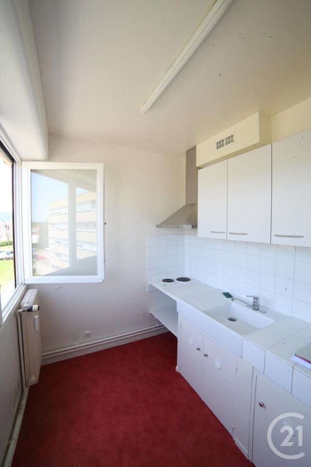 Afficher la photo en grand Appartement F1 à vendre - 1 pièce - 30.35 m2 - PONTARLIER - 25 - FRANCHE-COMTE - Century 21 Avenir Immobilier