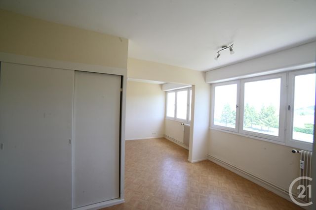 Afficher la photo en grand Appartement F1 à vendre - 1 pièce - 30.35 m2 - PONTARLIER - 25 - FRANCHE-COMTE - Century 21 Avenir Immobilier