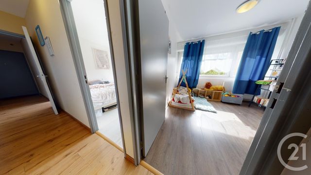 Afficher la photo en grand Appartement F4 à vendre - 4 pièces - 94.0 m2 - PONTARLIER - 25 - FRANCHE-COMTE - Century 21 Avenir Immobilier