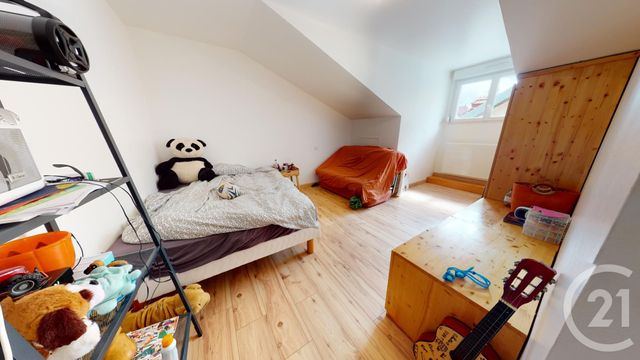 Afficher la photo en grand Appartement F4 à vendre - 4 pièces - 101.5 m2 - PONTARLIER - 25 - FRANCHE-COMTE - Century 21 Avenir Immobilier