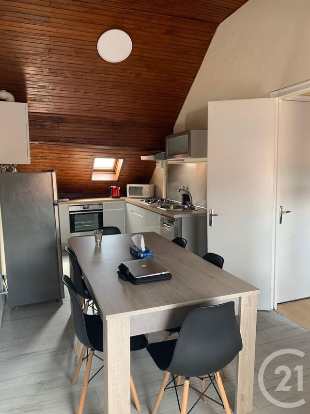 Afficher la photo en grand Appartement F2 à louer - 2 pièces - 29.0 m2 - PONTARLIER - 25 - FRANCHE-COMTE - Century 21 Avenir Immobilier