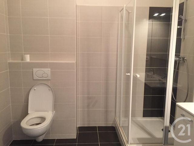 Afficher la photo en grand Appartement F4 à louer - 4 pièces - 76.0 m2 - PONTARLIER - 25 - FRANCHE-COMTE - Century 21 Avenir Immobilier