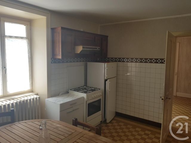 Afficher la photo en grand Appartement F2 à louer - 2 pièces - 50.0 m2 - BIANS LES USIERS - 25 - FRANCHE-COMTE - Century 21 Avenir Immobilier