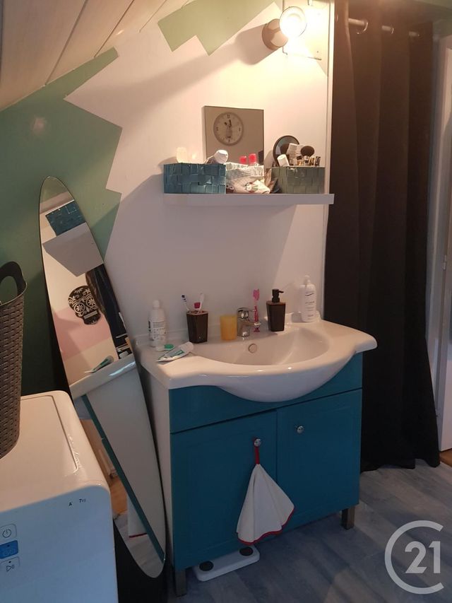 Afficher la photo en grand Appartement F3 à louer - 3 pièces - 43.0 m2 - LEVIER - 25 - FRANCHE-COMTE - Century 21 Avenir Immobilier