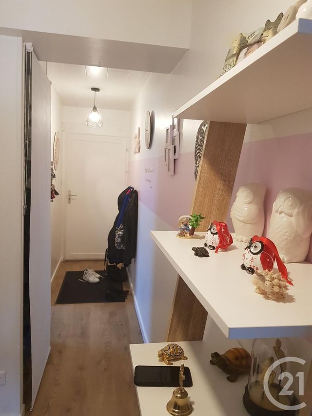 Afficher la photo en grand Appartement F3 à louer - 3 pièces - 43.0 m2 - LEVIER - 25 - FRANCHE-COMTE - Century 21 Avenir Immobilier