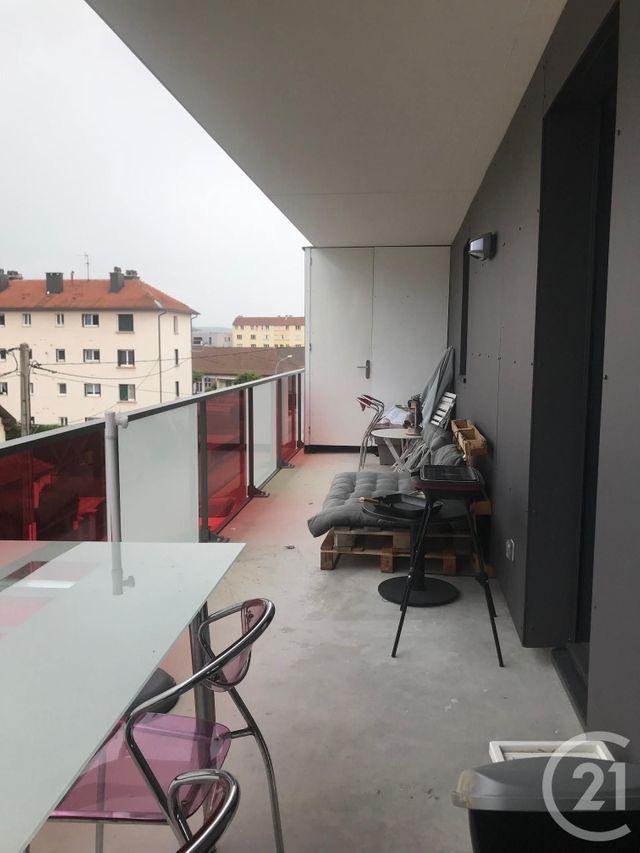 Afficher la photo en grand Appartement F3 à louer - 3 pièces - 62.0 m2 - PONTARLIER - 25 - FRANCHE-COMTE - Century 21 Avenir Immobilier