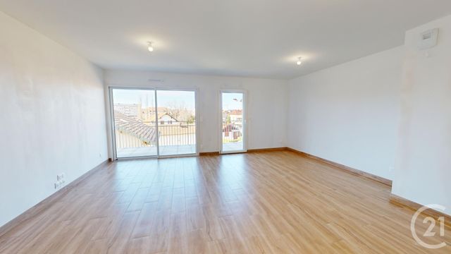 Appartement T3 à vendre - 3 pièces - 67.0 m2 - PONTARLIER - 25 - FRANCHE-COMTE - Century 21 Avenir Immobilier