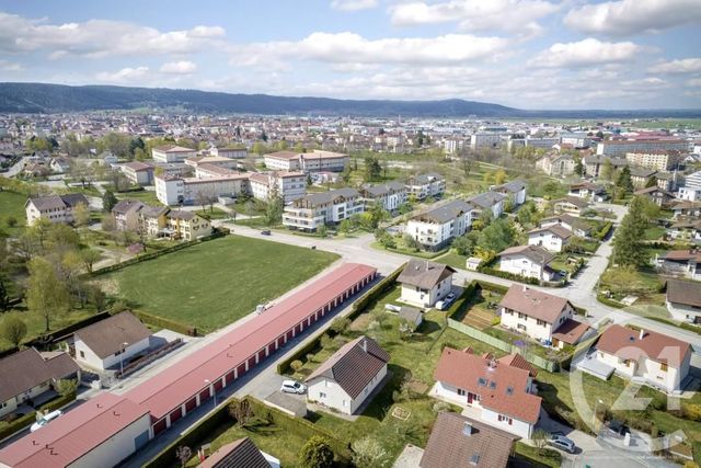 Appartement T3 à vendre - 3 pièces - 59.2 m2 - DOUBS - 25 - FRANCHE-COMTE - Century 21 Avenir Immobilier