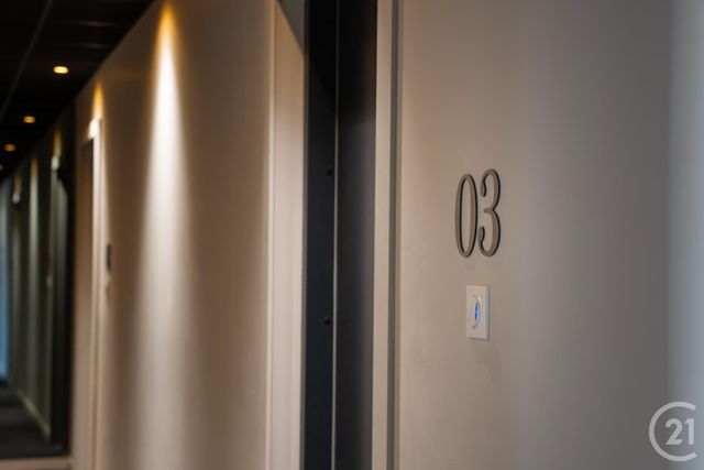 Appartement T3 à vendre - 3 pièces - 59.2 m2 - DOUBS - 25 - FRANCHE-COMTE - Century 21 Avenir Immobilier