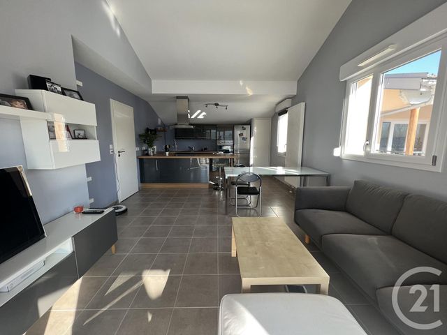 Appartement F3 à vendre - 3 pièces - 68.0 m2 - LA CLUSE ET MIJOUX - 25 - FRANCHE-COMTE - Century 21 Avenir Immobilier