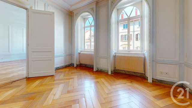 Appartement F7 à vendre - 7 pièces - 168.83 m2 - PONTARLIER - 25 - FRANCHE-COMTE - Century 21 Avenir Immobilier