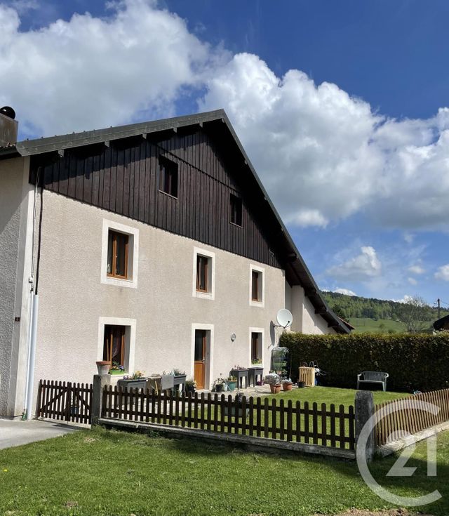 Appartement F5 à vendre - 5 pièces - 126.0 m2 - LA CHAUX - 25 - FRANCHE-COMTE - Century 21 Avenir Immobilier