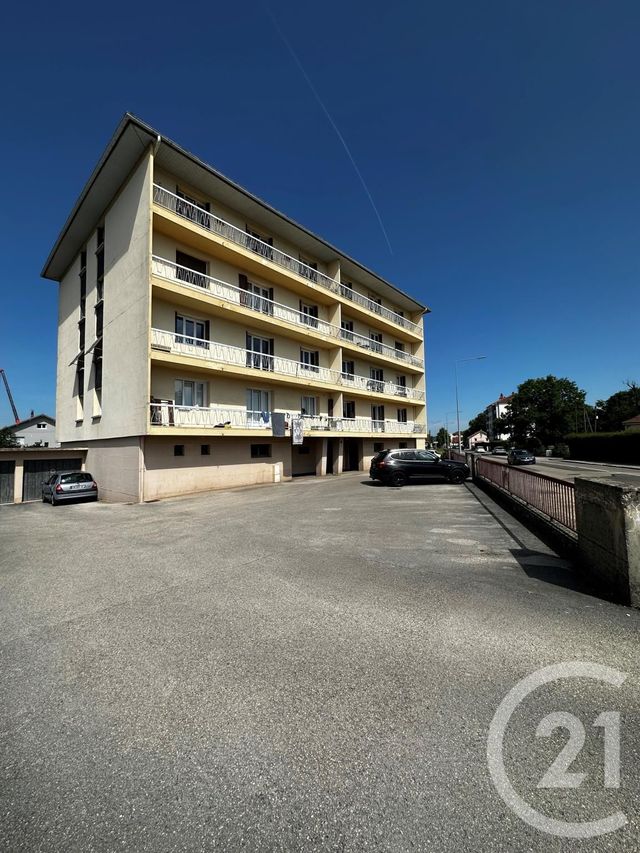 Appartement F3 à vendre - 4 pièces - 75.0 m2 - PONTARLIER - 25 - FRANCHE-COMTE - Century 21 Avenir Immobilier