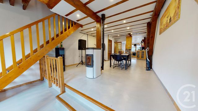 Appartement T3 à vendre - 3 pièces - 135.0 m2 - LA CLUSE ET MIJOUX - 25 - FRANCHE-COMTE - Century 21 Avenir Immobilier