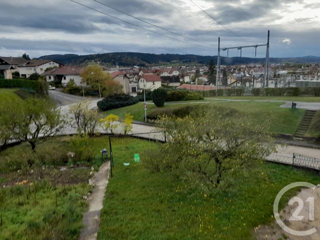 Appartement à vendre - 5 pièces - 85.83 m2 - PONTARLIER - 25 - FRANCHE-COMTE - Century 21 Avenir Immobilier