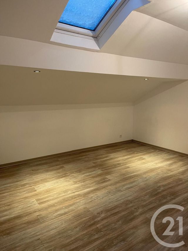 Appartement à vendre - 5 pièces - 85.83 m2 - PONTARLIER - 25 - FRANCHE-COMTE - Century 21 Avenir Immobilier