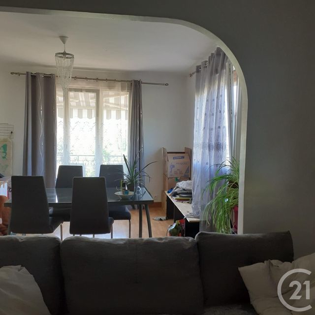 Appartement à vendre - 5 pièces - 96.39 m2 - PONTARLIER - 25 - FRANCHE-COMTE - Century 21 Avenir Immobilier