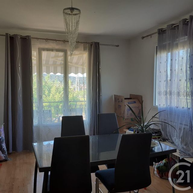 Appartement à vendre - 5 pièces - 96.39 m2 - PONTARLIER - 25 - FRANCHE-COMTE - Century 21 Avenir Immobilier