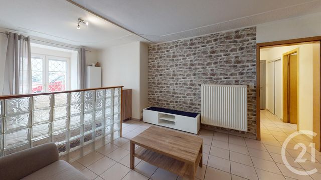 Appartement F1 à vendre - 1 pièce - 35.0 m2 - PONTARLIER - 25 - FRANCHE-COMTE - Century 21 Avenir Immobilier