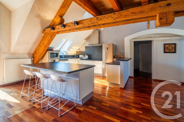 Appartement F4 à vendre - 5 pièces - 151.86 m2 - PONTARLIER - 25 - FRANCHE-COMTE - Century 21 Avenir Immobilier