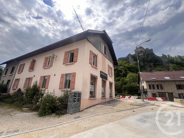 Appartement F5 à vendre - 5 pièces - 127.71 m2 - LA CLUSE ET MIJOUX - 25 - FRANCHE-COMTE - Century 21 Avenir Immobilier