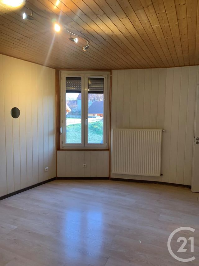 Appartement F3 à louer - 3 pièces - 80.0 m2 - AMANCEY - 25 - FRANCHE-COMTE - Century 21 Avenir Immobilier