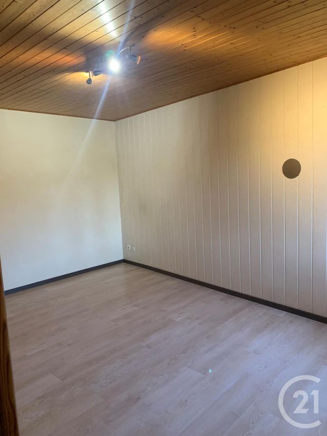 Appartement F3 à louer - 3 pièces - 80.0 m2 - AMANCEY - 25 - FRANCHE-COMTE - Century 21 Avenir Immobilier