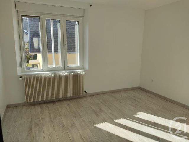 Appartement à vendre - 5 pièces - 100.0 m2 - PONTARLIER - 25 - FRANCHE-COMTE - Century 21 Avenir Immobilier