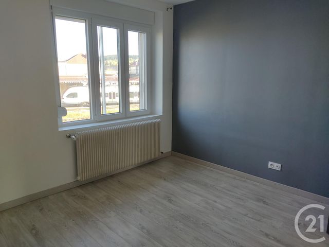 Appartement à vendre - 5 pièces - 100.0 m2 - PONTARLIER - 25 - FRANCHE-COMTE - Century 21 Avenir Immobilier