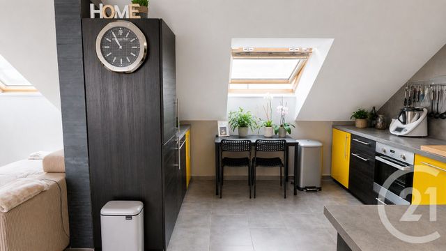 Appartement T3 à vendre - 3 pièces - 71.02 m2 - PONTARLIER - 25 - FRANCHE-COMTE - Century 21 Avenir Immobilier
