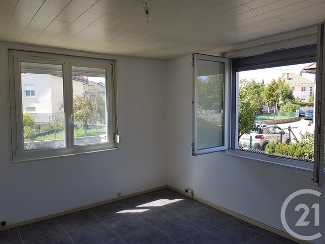 Appartement F2 à louer - 2 pièces - 52.25 m2 - PONTARLIER - 25 - FRANCHE-COMTE - Century 21 Avenir Immobilier