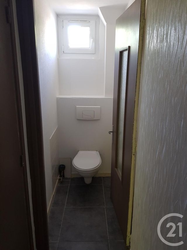 Appartement F2 à louer - 2 pièces - 52.25 m2 - PONTARLIER - 25 - FRANCHE-COMTE - Century 21 Avenir Immobilier