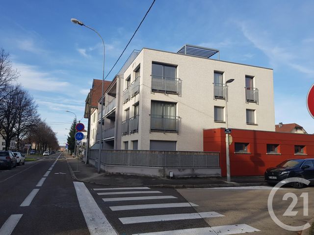 Appartement F3 à louer - 3 pièces - 95.0 m2 - PONTARLIER - 25 - FRANCHE-COMTE - Century 21 Avenir Immobilier