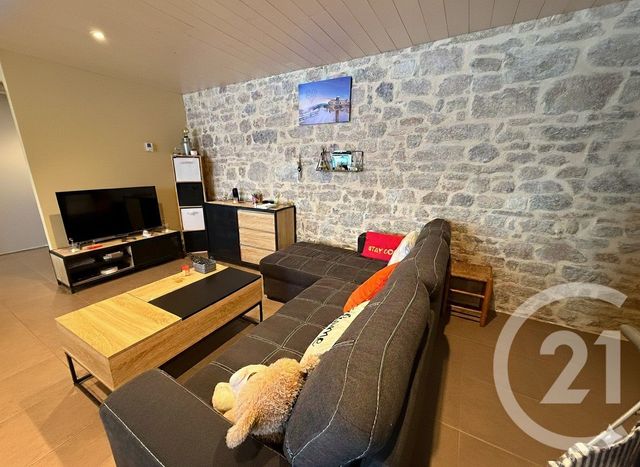 Appartement F3 bis à vendre - 5 pièces - 89.3 m2 - FRASNE - 25 - FRANCHE-COMTE - Century 21 Avenir Immobilier